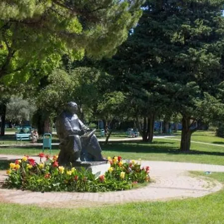 Lovret Daire Split
